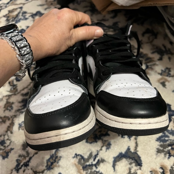 Air Jordan - Picture 4 of 8